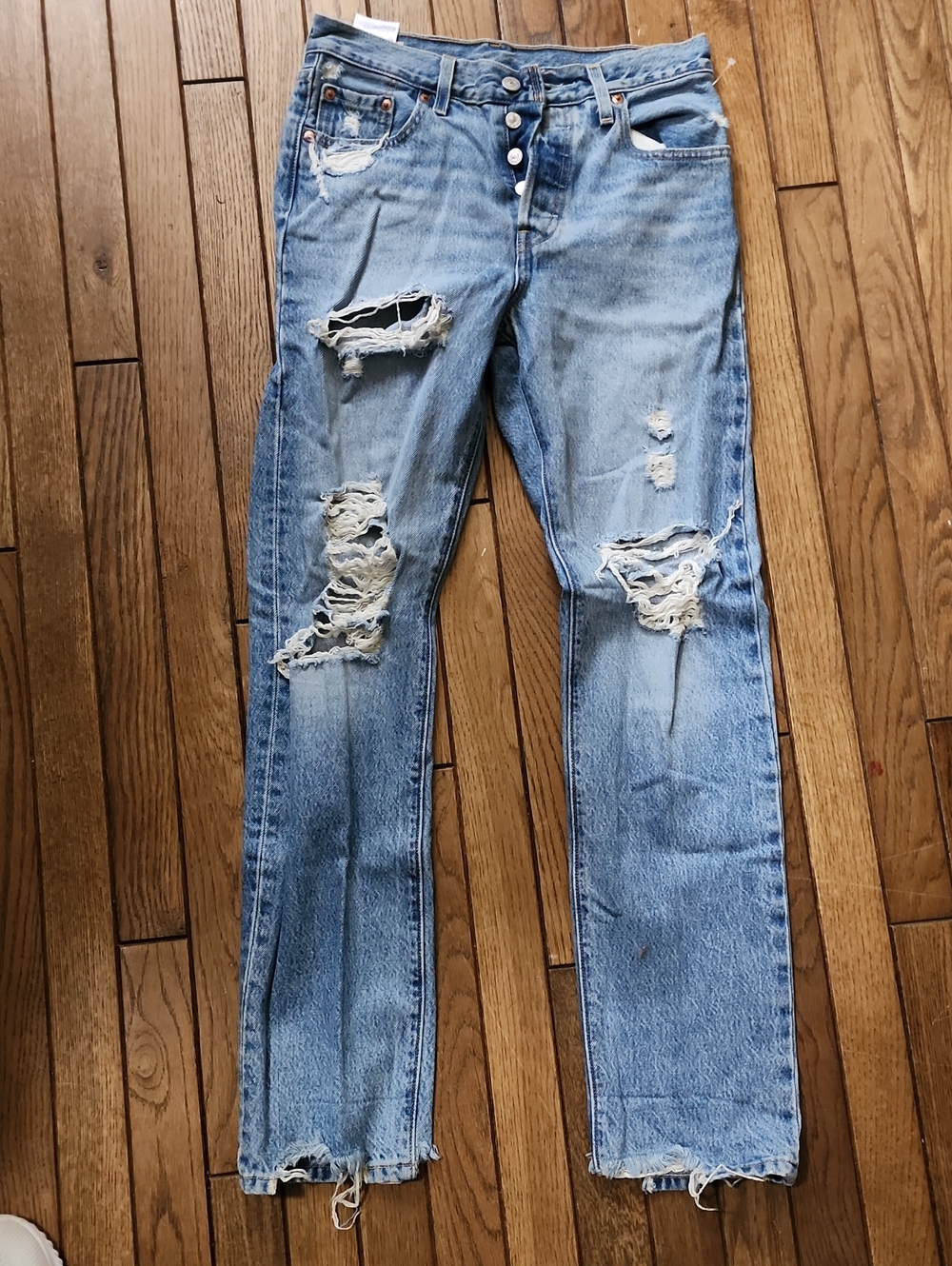 Levi’s Distressed Light Wash Button Fly Jeans – Size Tag Missing